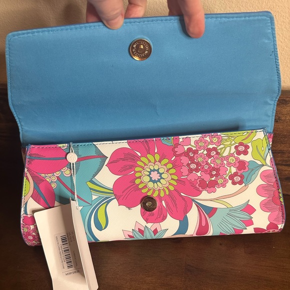 Trina Turk $98 MSRP Summer Floral Clutch Bag - Picture 11 of 15